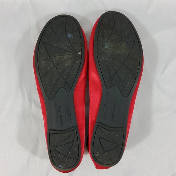 🍒 Red ballet flats with 🖤 black trim/bow details - Picture 3 of 7